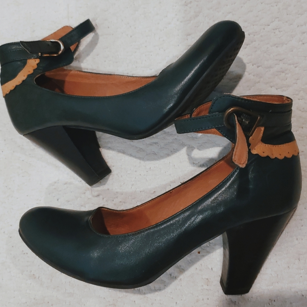 Miz Mooz Dark Green Ankle Strap Heels 7.5/38